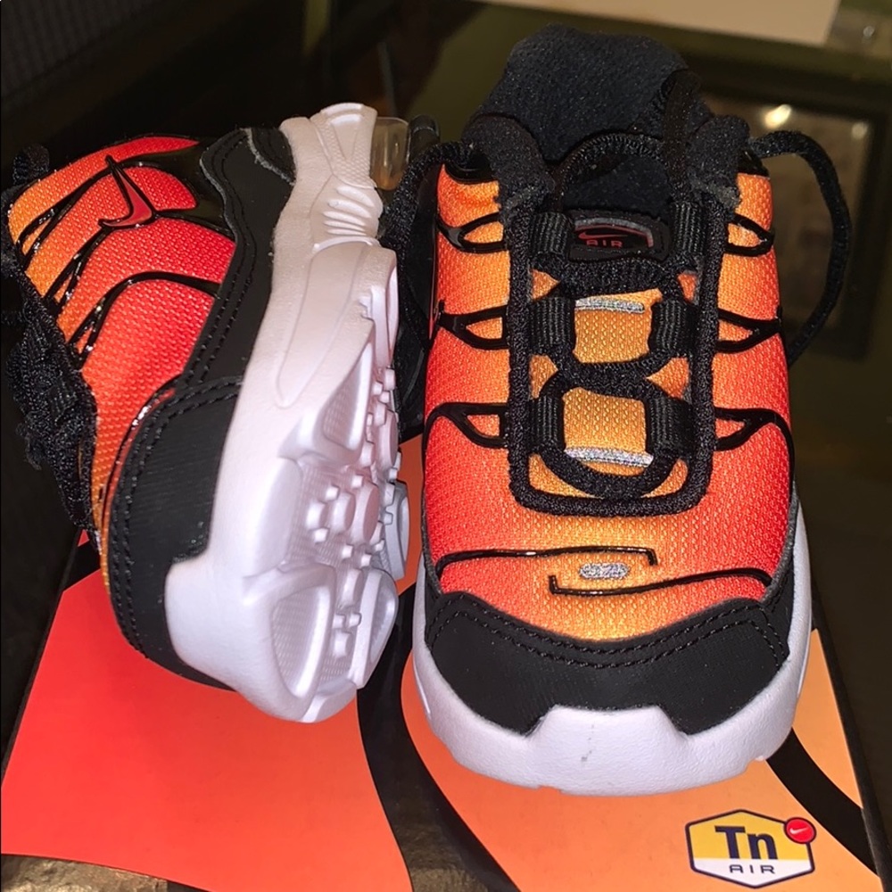 Little Air Max Plus (TD) **NEVER WORN**